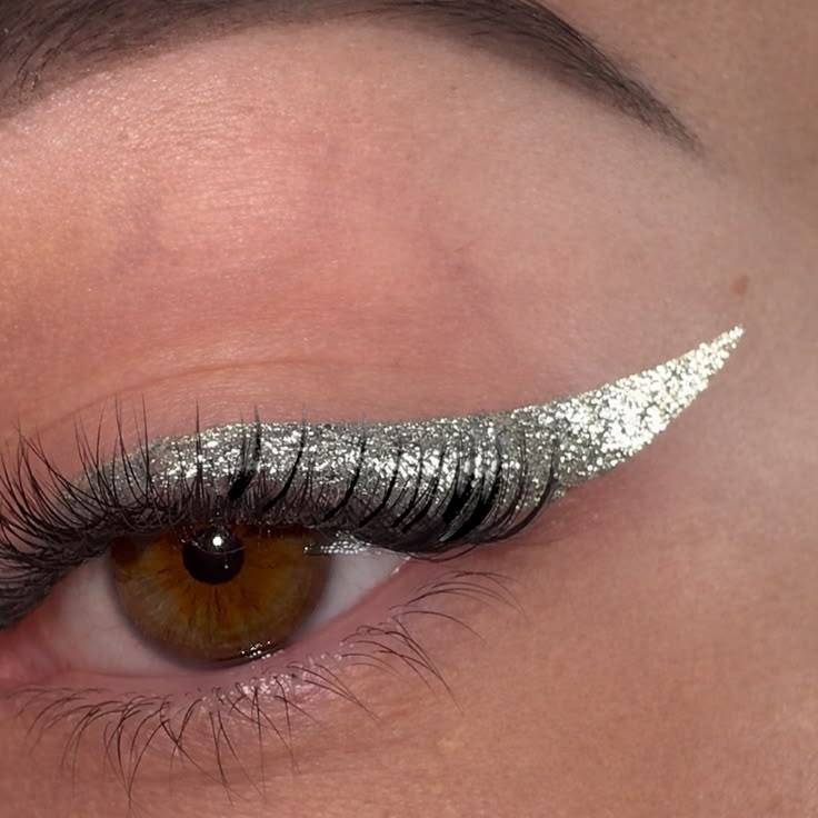 Technic Glitter Liquid Liner Silver product image
