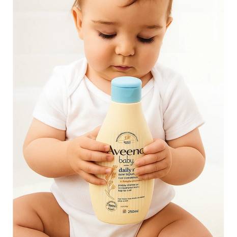 Aveeno Baby Daily Care Hair & Body Wash product image
