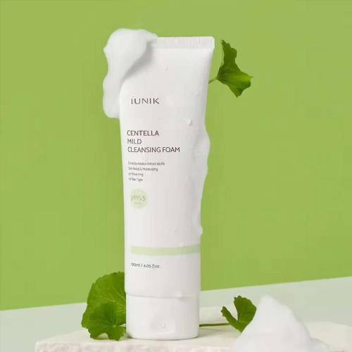 IUNIK Centella Mild Cleansing Foam 120ml - Iunik product in Bangladesh